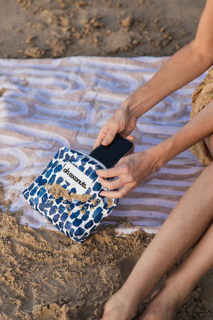 Wet | Dry Pouch  | Medium | Bold and Bluetiful